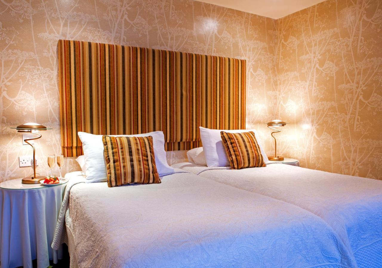 Gibbon Bridge Hotel Clitheroe Esterno foto